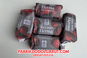 Dodol Garut Rasa Stroberi: Segar dan Manis Alami